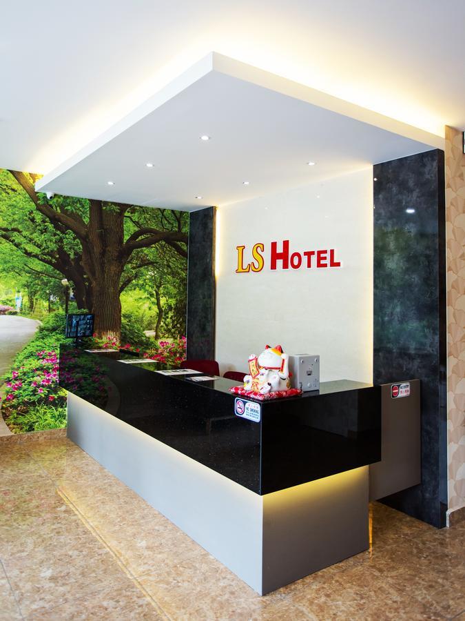 Ls Hotel 3*